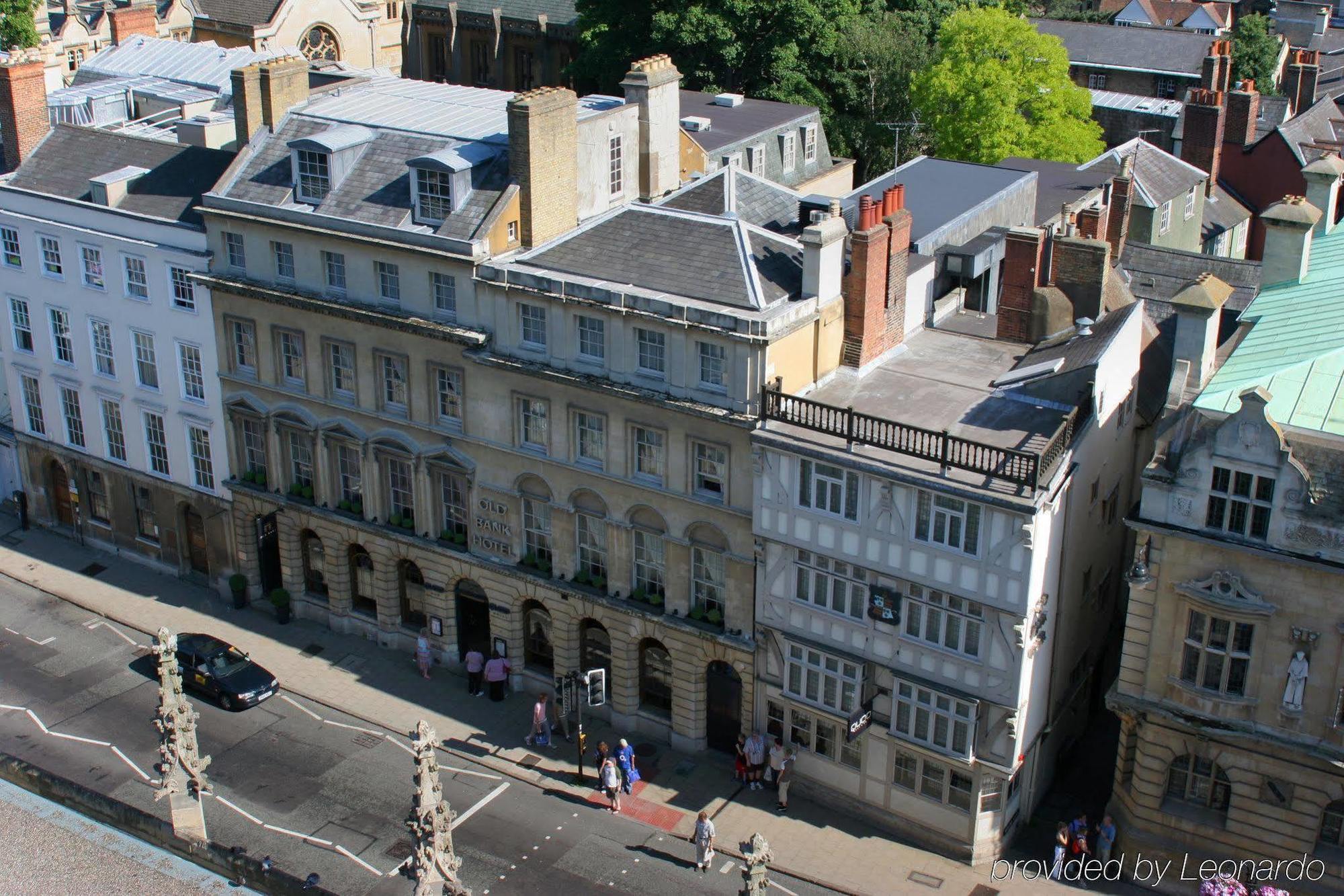 디 올드 뱅크 호텔 옥스퍼드 외부 사진 The former home of the Royal Society of Bath